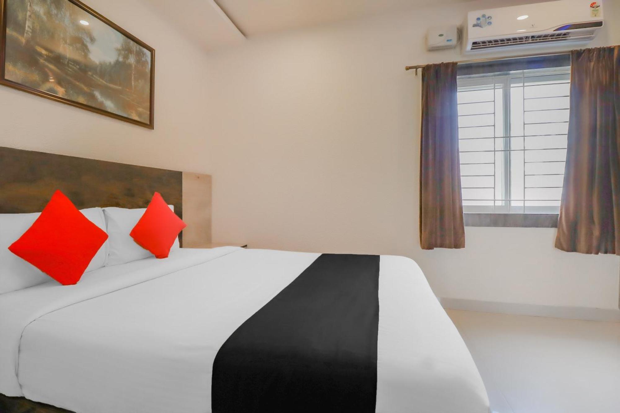 Capital O Royal Galaxy Finesse Near Phoenix Marketcity Bangalore Exteriör bild